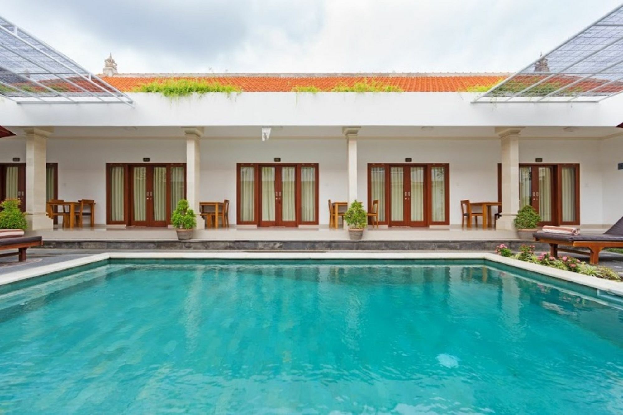 แองกี สเตย์ Hotel เกอโรโบกัน ภายนอก รูปภาพ