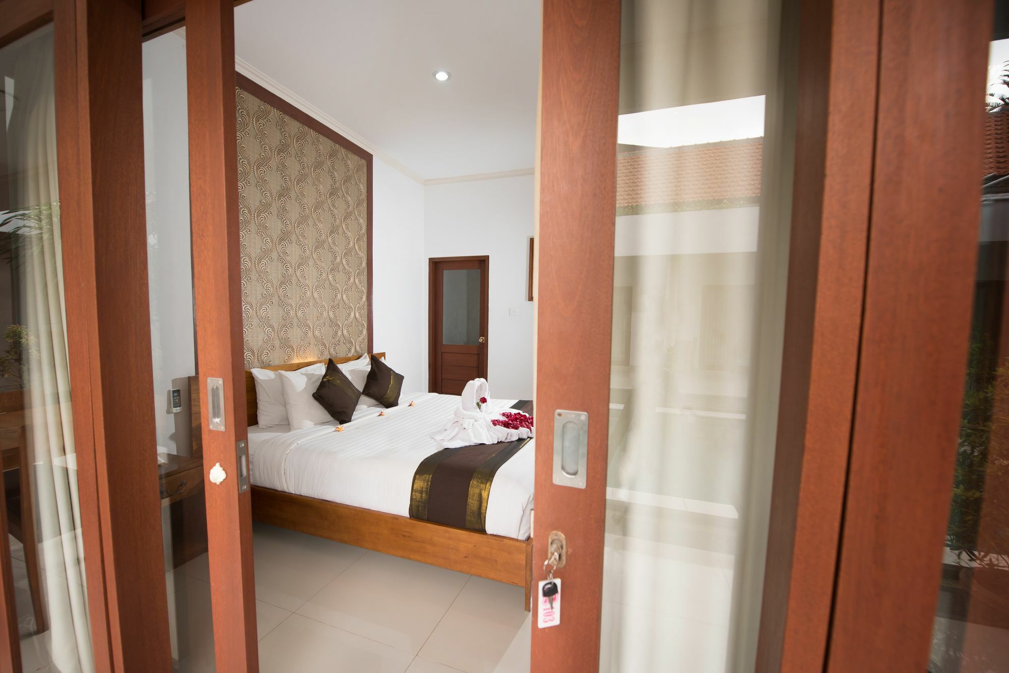 แองกี สเตย์ Hotel เกอโรโบกัน ภายนอก รูปภาพ